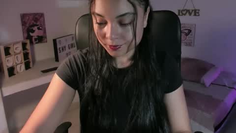 Snapshot of catalinagarciaa chatting on 12/13/25, 09:20 Catalina Garcia online show from 12/13/25, 09:20