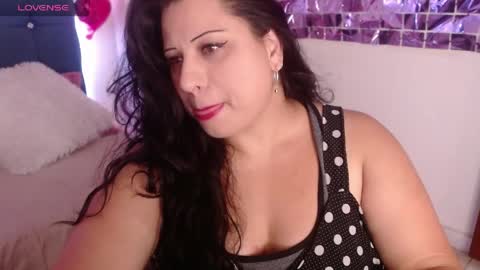 Snapshot of catalinajane1 chatting on 04/11/26, 07:29 catalinajane1 online show from 04/11/26, 07:29