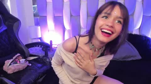 Cat  online show from 12/14/24, 02:10