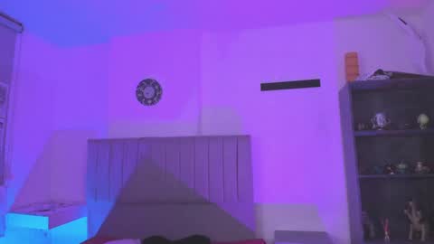 Cat  online show from 01/18/25, 02:36