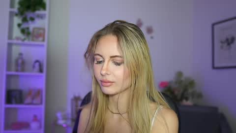 catecrago  online show from 02/26/25, 02:46