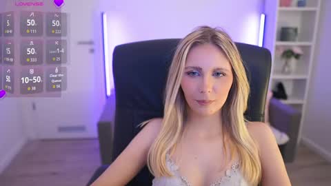 catecrago  online show from 04/23/26, 12:29