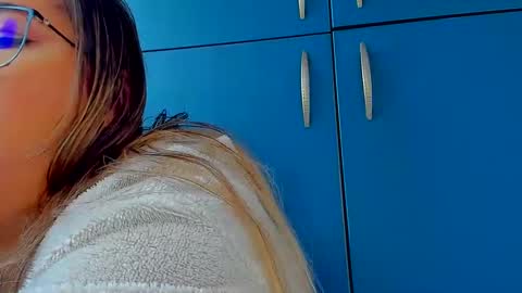 Snapshot of caterinnakat chatting on 01/09/25, 01:56 Kat online show from 01/09/25, 01:56