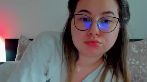 Snapshot of caterinnakat chatting on 02/15/25, 12:01 Kat online show from 02/15/25, 12:01