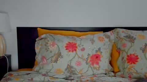 Snapshot of caterinnakat chatting on 01/08/26, 10:28 Kat online show from 01/08/26, 10:28