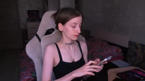 Snapshot of cath_dysphoria_ chatting on 06/26/26, 01:04 CATH online show from 06/26/26, 01:04