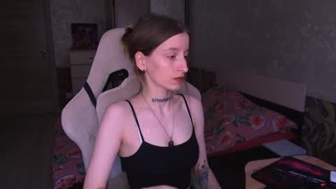 Snapshot of cath_dysphoria_ chatting on 06/28/26, 10:43 CATH online show from 06/28/26, 10:43