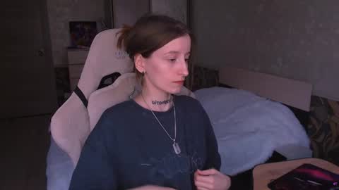 Snapshot of cath_dysphoria_ chatting on 07/05/26, 01:18 CATH online show from 07/05/26, 01:18