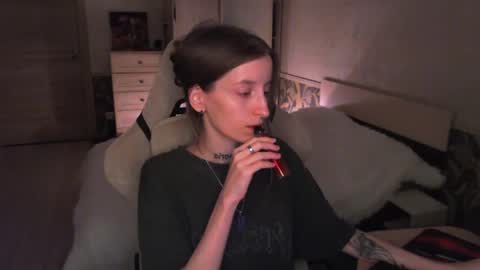 Snapshot of cath_dysphoria_ chatting on 07/20/26, 08:11 CATH online show from 07/20/26, 08:11