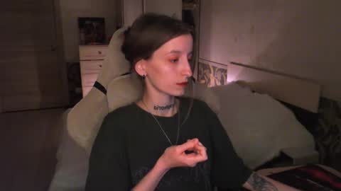 Snapshot of cath_dysphoria_ chatting on 07/23/26, 07:56 CATH online show from 07/23/26, 07:56