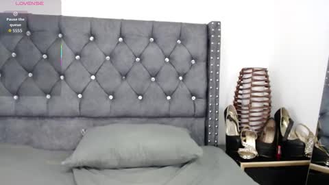 cathalina online show from 12/01/25, 02:22