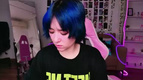 Snapshot of catharinejones chatting on 08/02/26, 05:17 KettieHi My name is Katie I love drawing and I can play the guitar. And love dancing online show from 08/02/26, 05:17