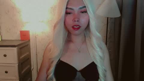 catherine_365 online show from 11/26/25, 06:53