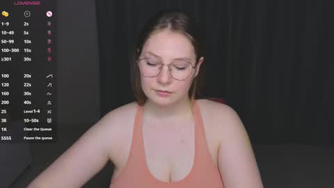 Snapshot of catherine_river chatting on 02/13/25, 07:10 Catherine online show from 02/13/25, 07:10