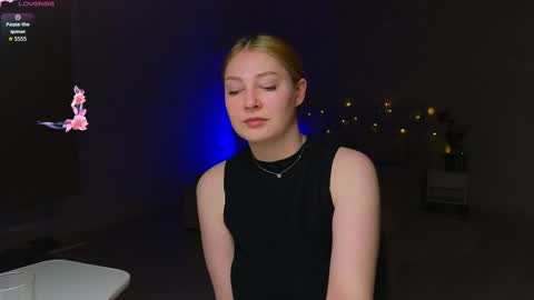 Snapshot of catherine_river chatting on 05/02/26, 06:02 Catherine online show from 05/02/26, 06:02