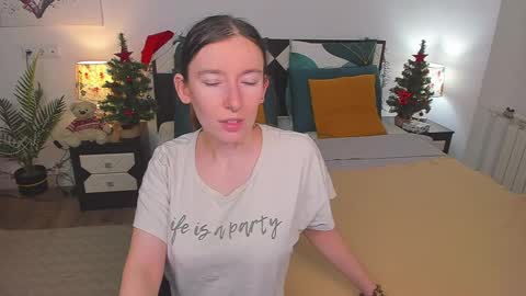 Catrin online show from 01/06/25, 05:41