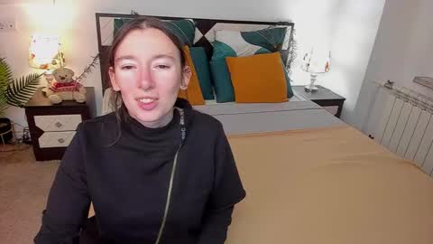 Catrin online show from 09/30/25, 01:21