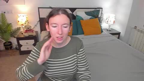 Catrin online show from 10/02/25, 07:37