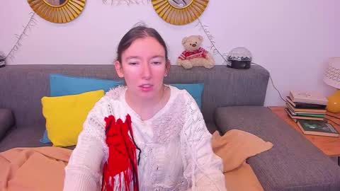 Catrin online show from 11/24/25, 04:34