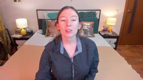 Catrin online show from 01/07/26, 02:47