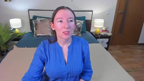 Snapshot of catherinewalls chatting on 06/01/26, 02:35 Catrin online show from 06/01/26, 02:35