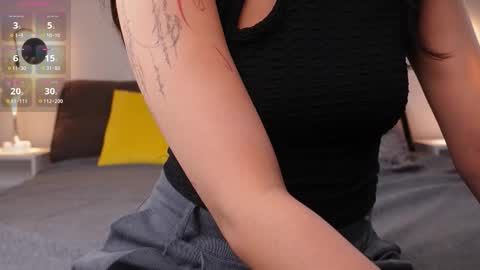 Lee online show from 11/24/25, 05:01