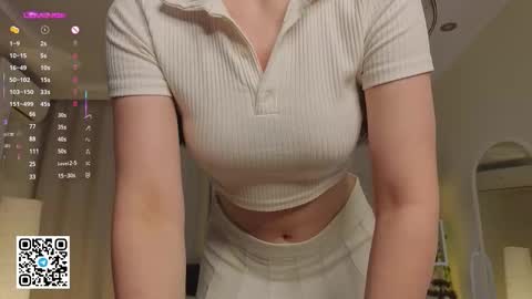 Monica online show from 09/11/25, 06:19