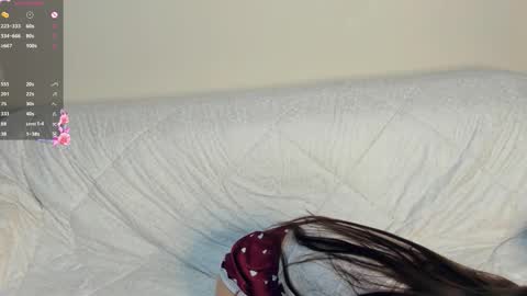 Snapshot of cathrinetunick chatting on 03/05/26, 04:52 Aria and Kira online show from 03/05/26, 04:52