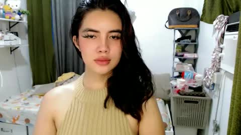 Snapshot of cathy_lyn chatting on 05/03/26, 11:16 cathy_lyn online show from 05/03/26, 11:16