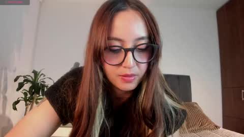 Snapshot of catimore chatting on 04/29/26, 02:10 Catimore online show from 04/29/26, 02:10