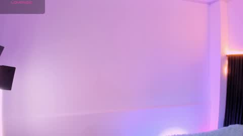 Snapshot of catleyanoire_ chatting on 05/04/26, 10:17 Catleya Noire online show from 05/04/26, 10:17