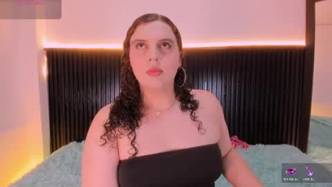 Snapshot of catleyanoire_ chatting on 05/18/26, 11:10 Catleya Noire online show from 05/18/26, 11:10