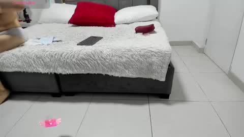 Catleya online show from 01/17/26, 12:10