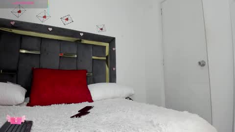 Catleya online show from 02/12/26, 12:55