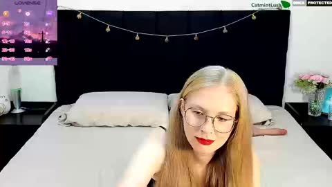 CatmintLush online show from 03/18/26, 11:41