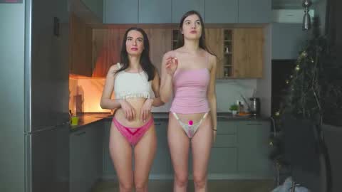 catolinanight online show from 12/22/25, 06:32