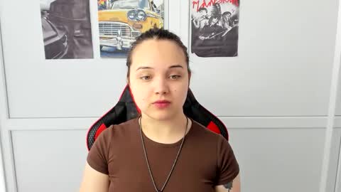 Catrine online show from 04/25/26, 07:11