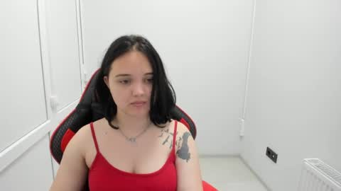 Catrine online show from 06/19/26, 06:51