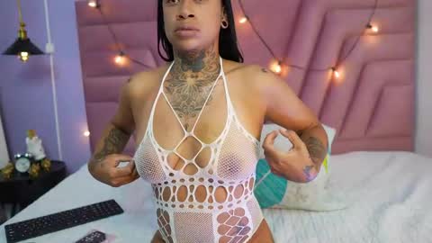 Snapshot of cattaleeyaa chatting on 05/24/26, 07:52 CATALEYA online show from 05/24/26, 07:52