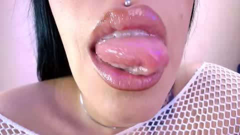 Cattleya online show from 03/21/26, 03:33