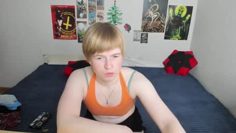 cattie_w_ online show from 04/09/26, 01:16