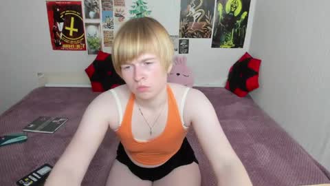 cattie_w_ online show from 05/20/26, 01:12