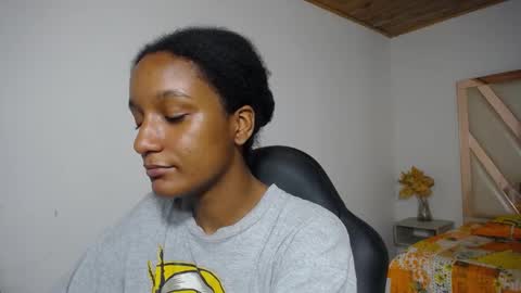 Cattleya online show from 12/29/24, 10:47