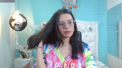 Caty online show from 10/20/25, 07:25