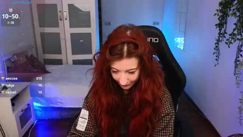 caty_cuddly online show from 02/23/25, 09:00