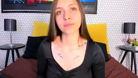 Snapshot of cayetana_01 chatting on 06/08/26, 07:58 cayetana online show from 06/08/26, 07:58