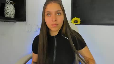 Snapshot of cayetana_01 chatting on 06/12/26, 07:13 cayetana online show from 06/12/26, 07:13
