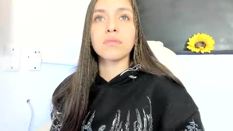 Snapshot of cayetana_01 chatting on 07/23/26, 01:58 cayetana online show from 07/23/26, 01:58