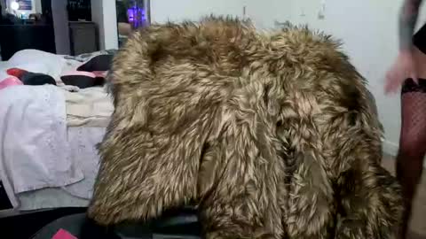 Cayla online show from 04/09/26, 03:39