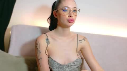 Ivanna online show from 04/25/26, 05:21